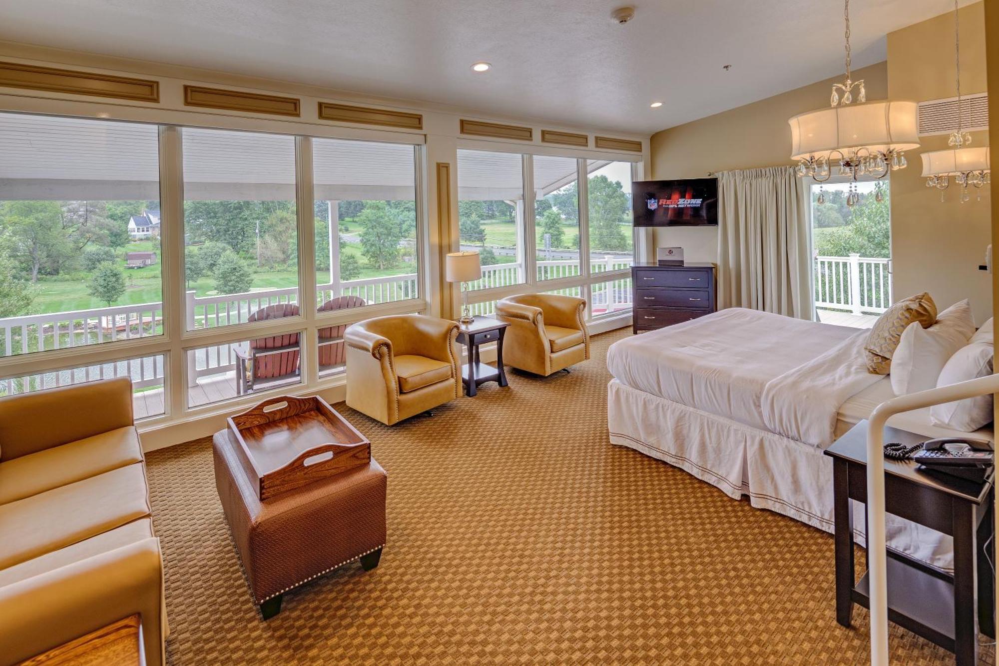 Berlin Resort Millersburg Bagian luar foto