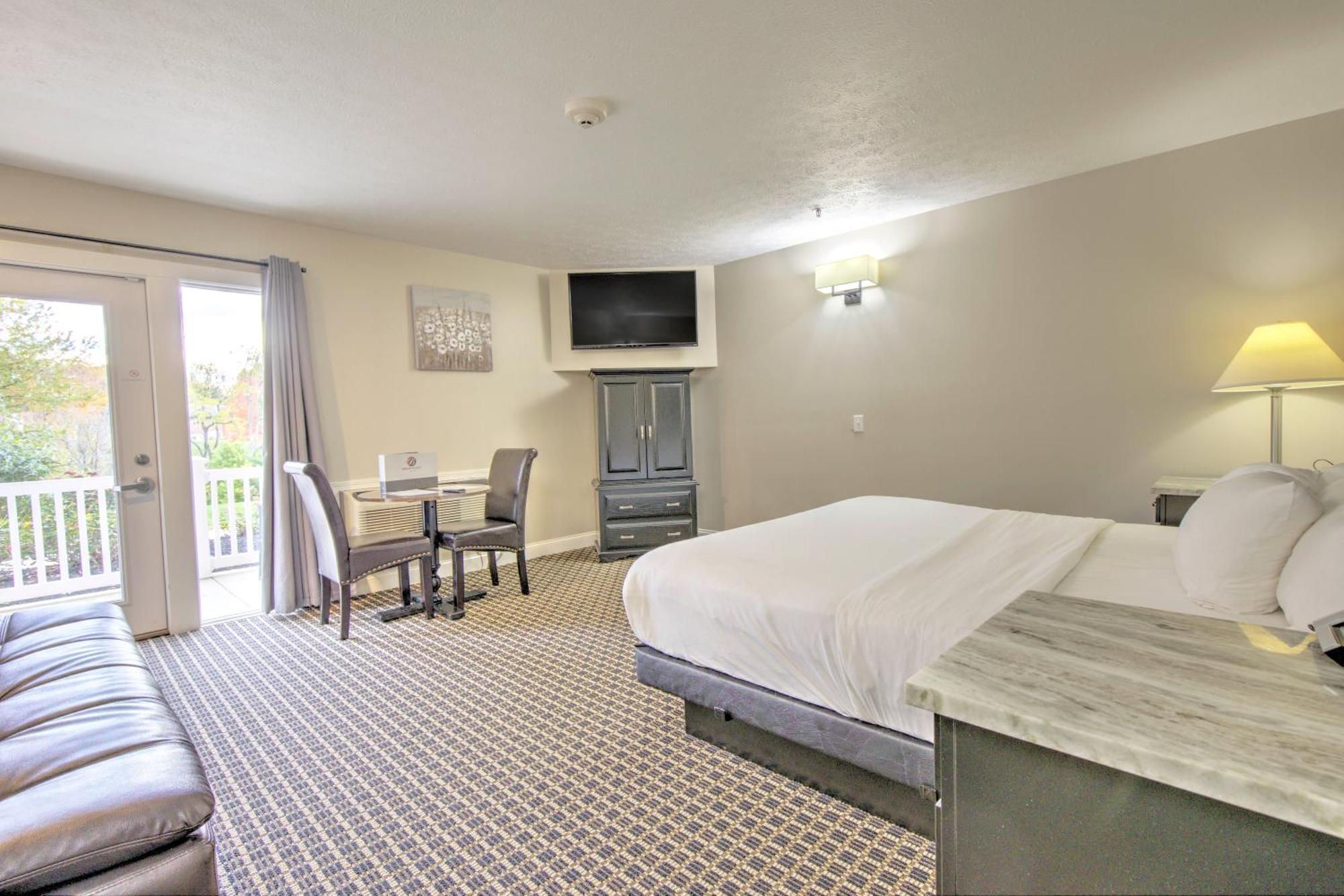 Berlin Resort Millersburg Bagian luar foto